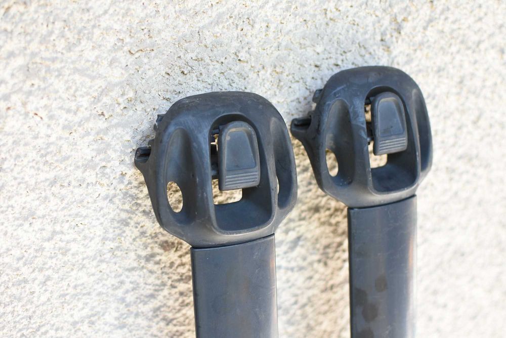 Греди за багажник на КИА Карнивал 2006-2011 г.-60 лв.