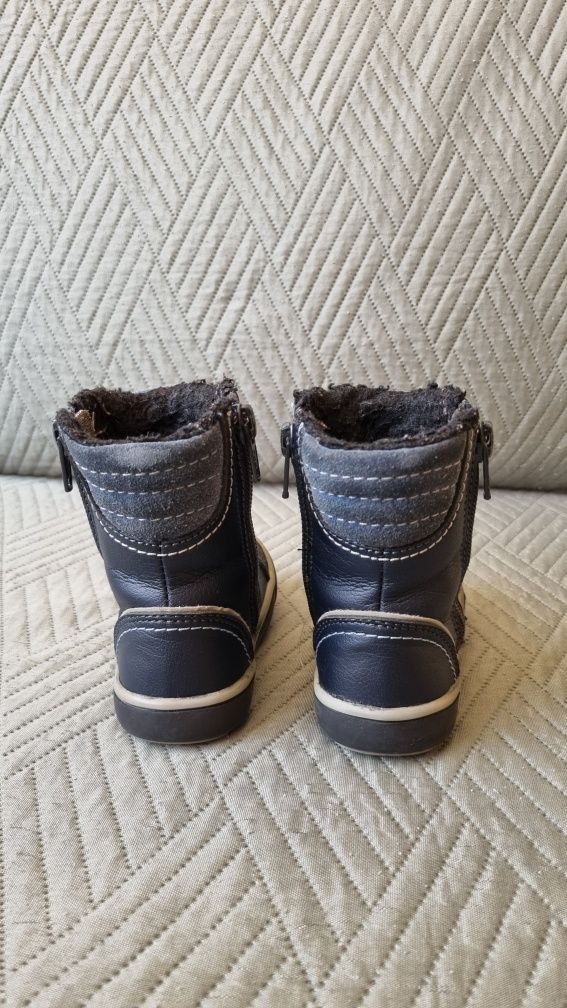 Бебешки кожени ботуши