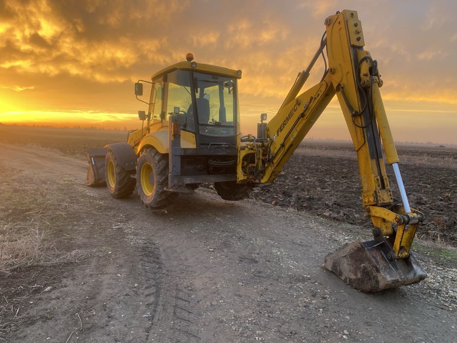 Vand sau schimb buldoexcavator