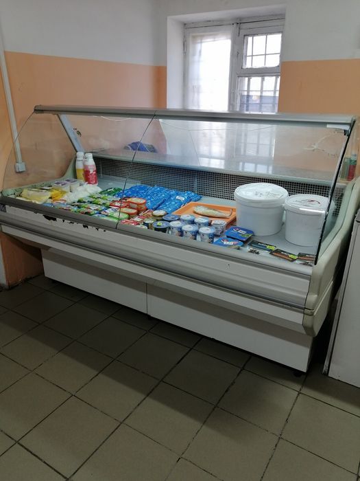 Морозильные витрины