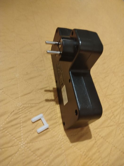 Разклонител с нощна лампа и USB-та,без кабел