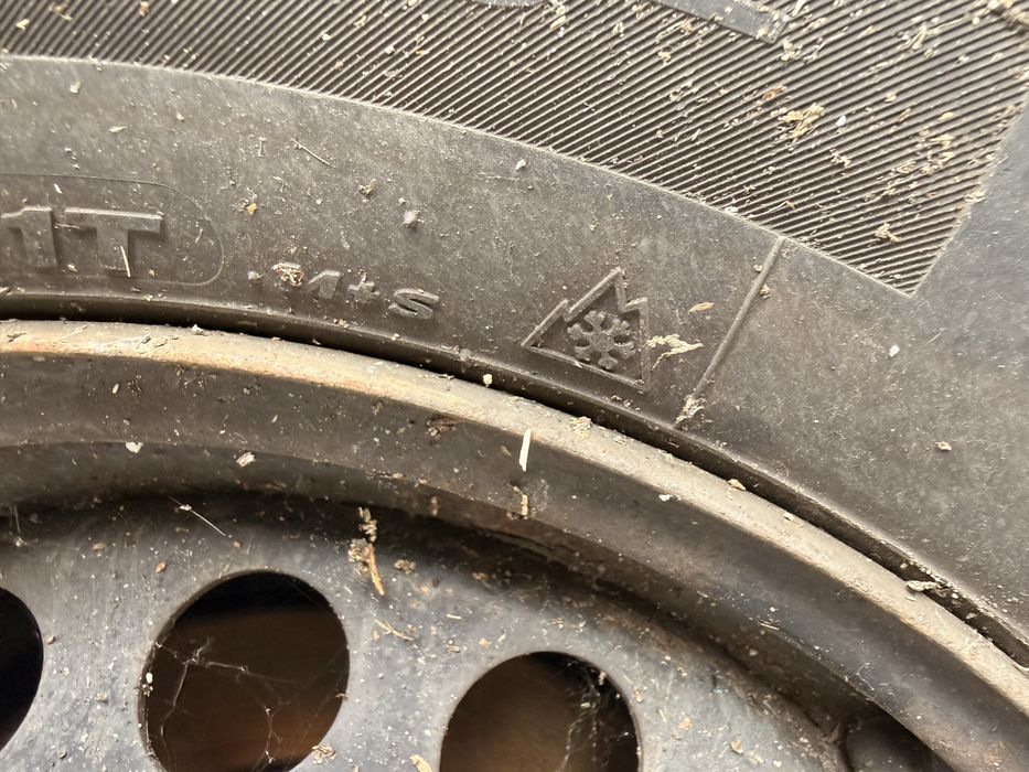 Jante tabla 15” 5x112 cu anvelope iarna 195/65R15