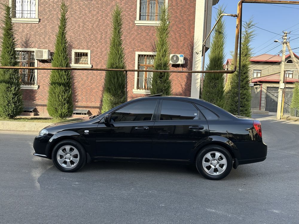 Gentra 2020 3-pozitsiya Full Avtomat karobka srochna sotiladi