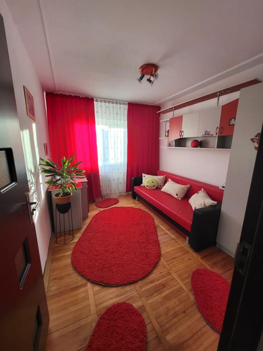 3 Camere, 2 Bai, Parcare,Centrala Proprie, Mobilat+Utilat