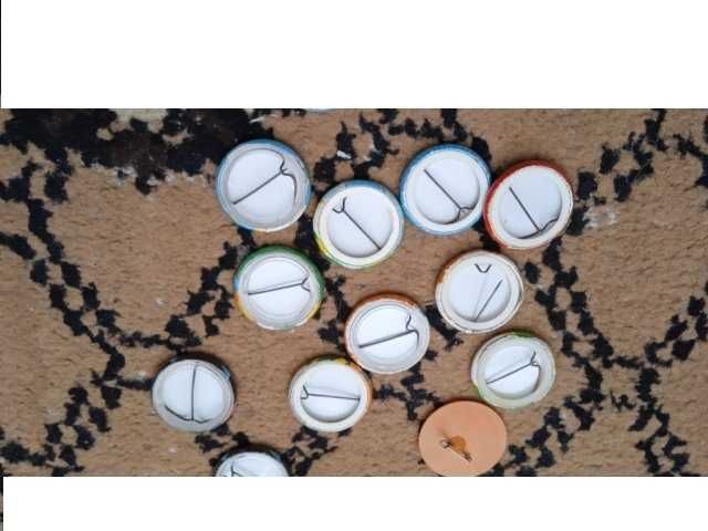 11 броя детски значки от соца