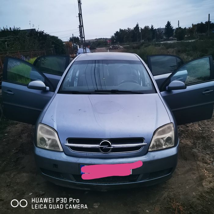 Vand URGENT Opel Vectra C,1.9 TDI ,AN Fabticatie 2004,motor defect !