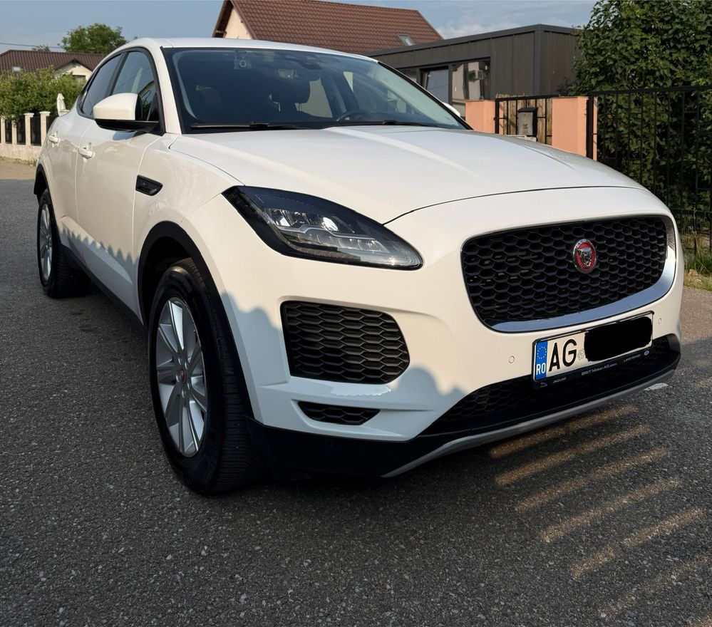 Jaguar E Pace alb