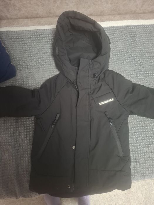 Продам куртку для мальчика