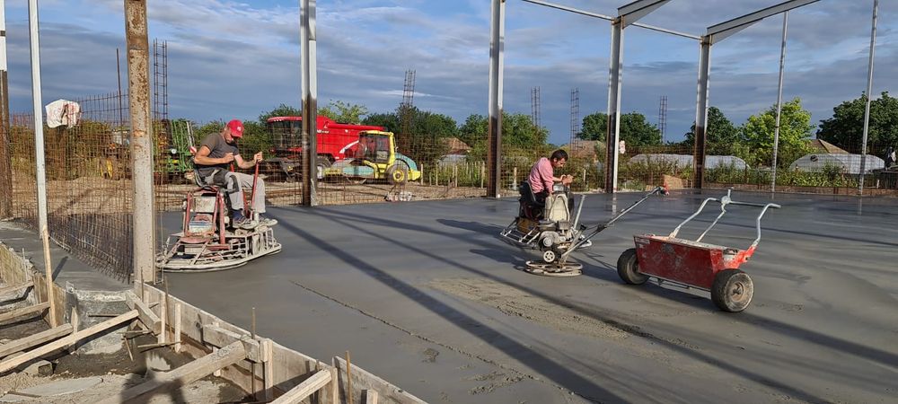 Pardoseli Elicopterizate, șape din beton cu Cuart, Beton Periat