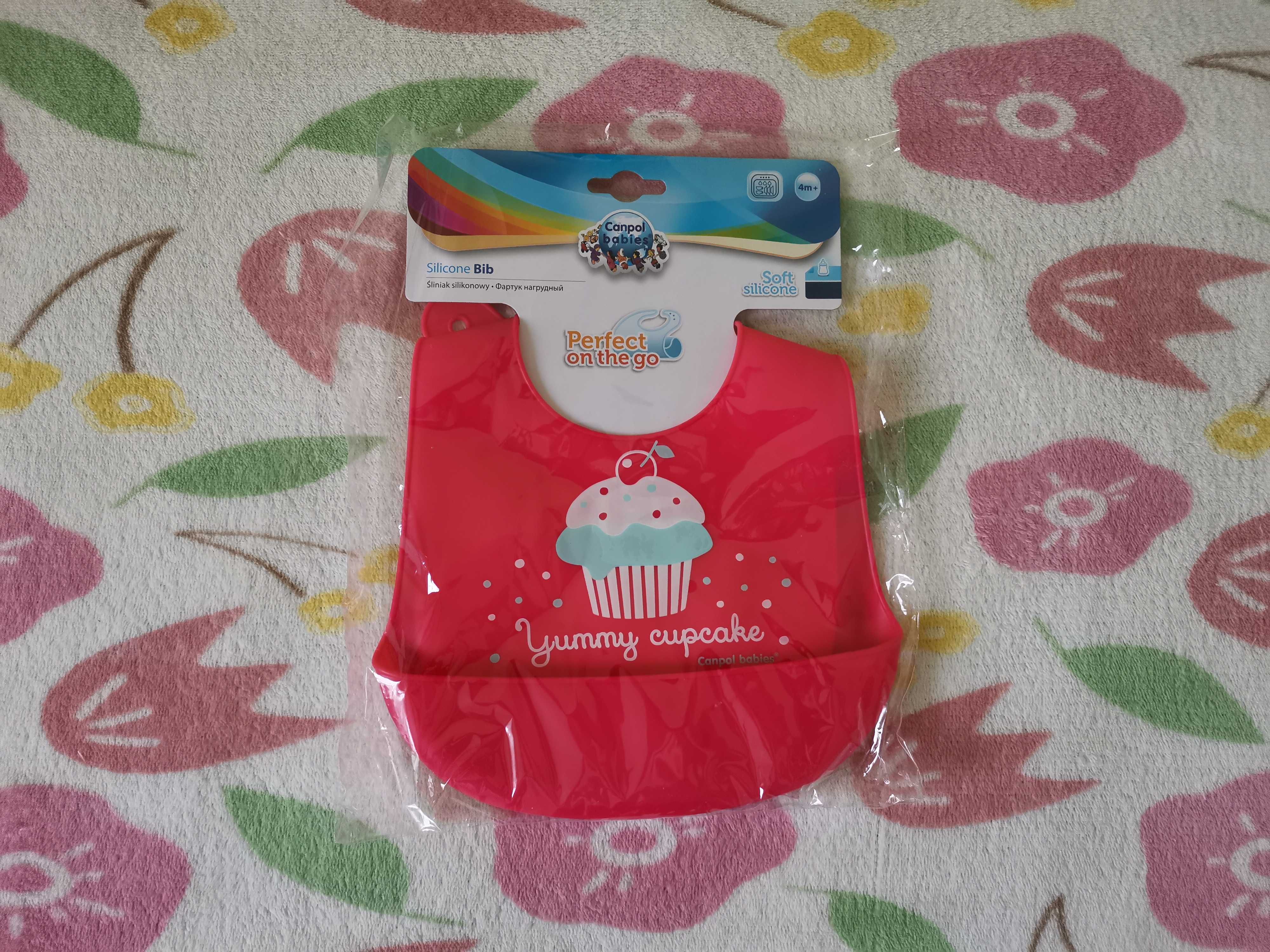 CANPOL BABIES силиконов лигавник Yummy cupcake