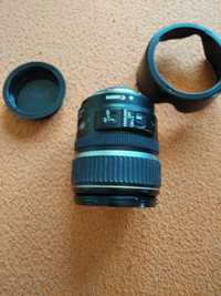 Canon Efs 17-85 mm