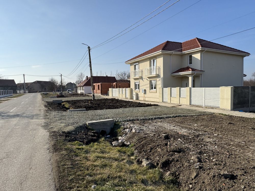 Vând Duplex în Șag