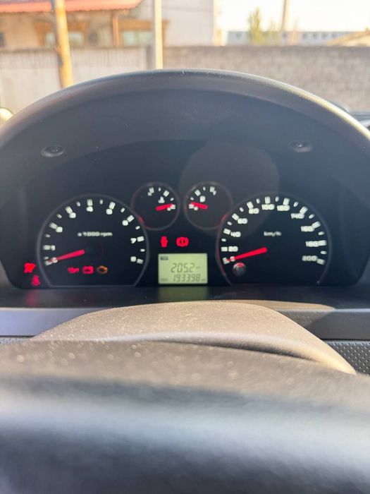 Srochna Nexia 3 Sotiladi.