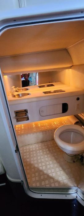 Vând barca Cigarette Scarab 34