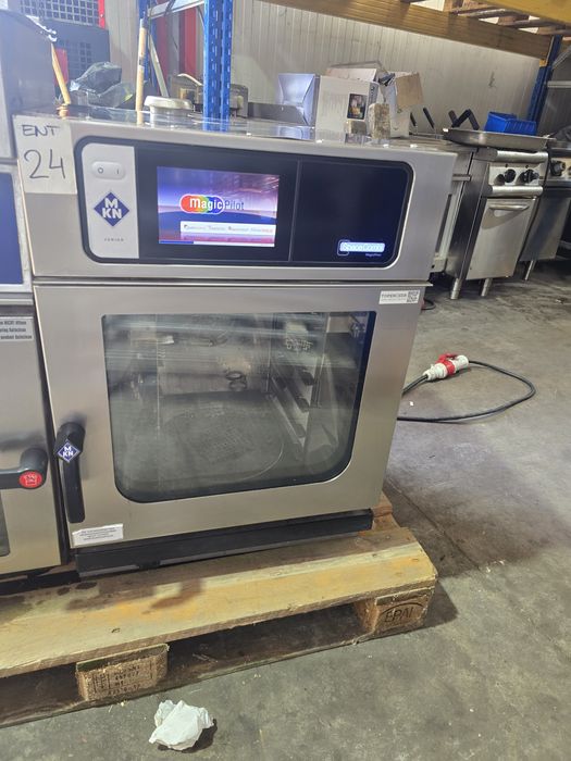 MKN Cuptor convectie gastronomic   6-10 tavi gaz- curent