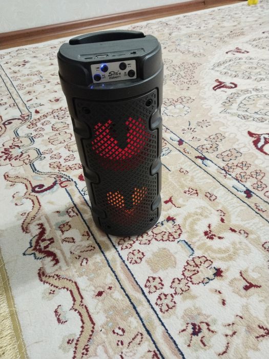 Продам музыкальную колонку