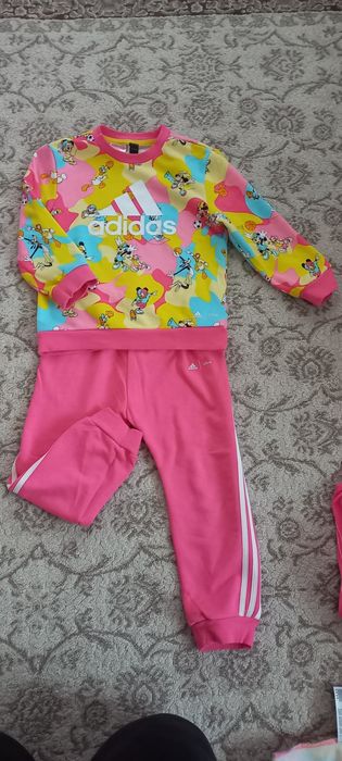 Adidas 2-3 si 3-4 ani