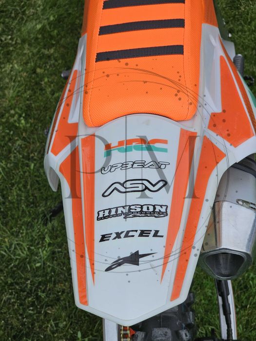 Кросов мотор 125 кубика. Крос 125cc UpBeat. Нов