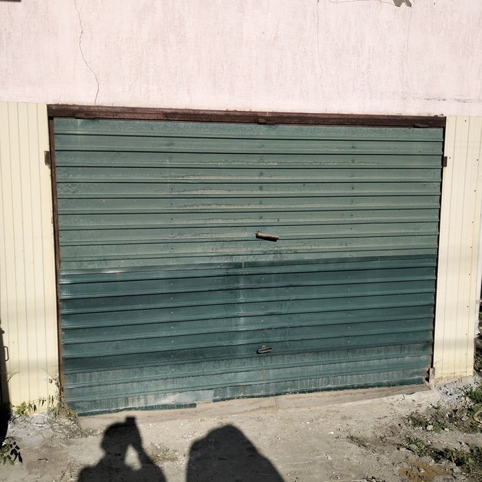 Продам гаражные ворота