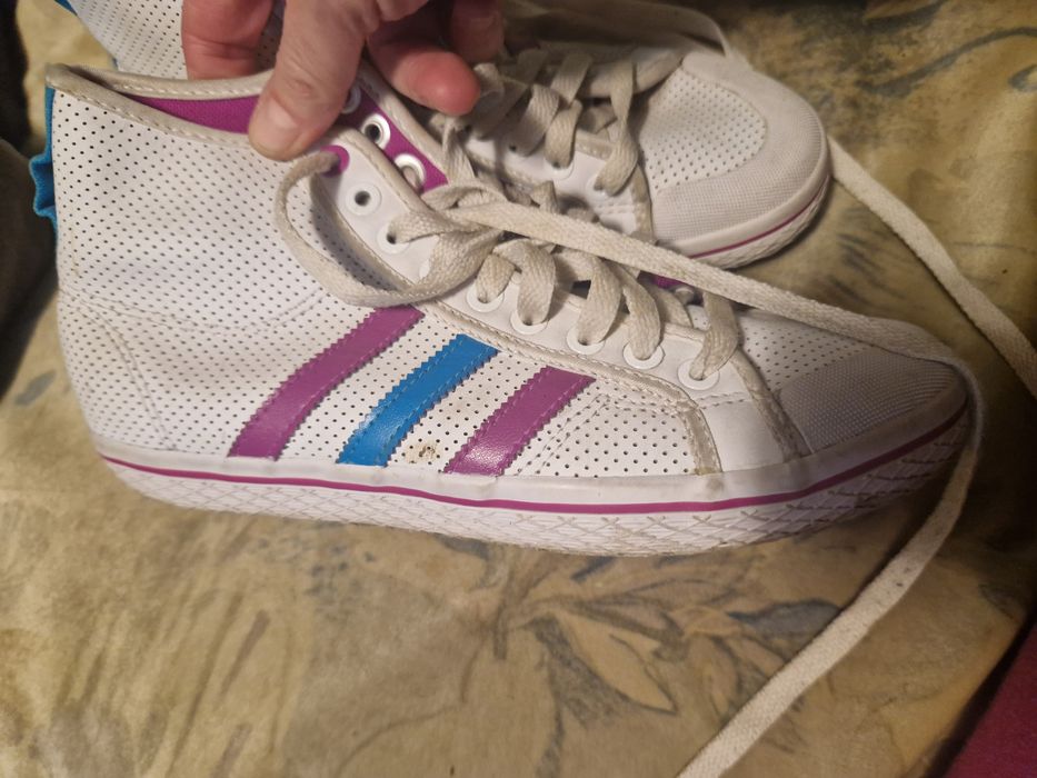 Ghete Adidasi 38,5 adidas