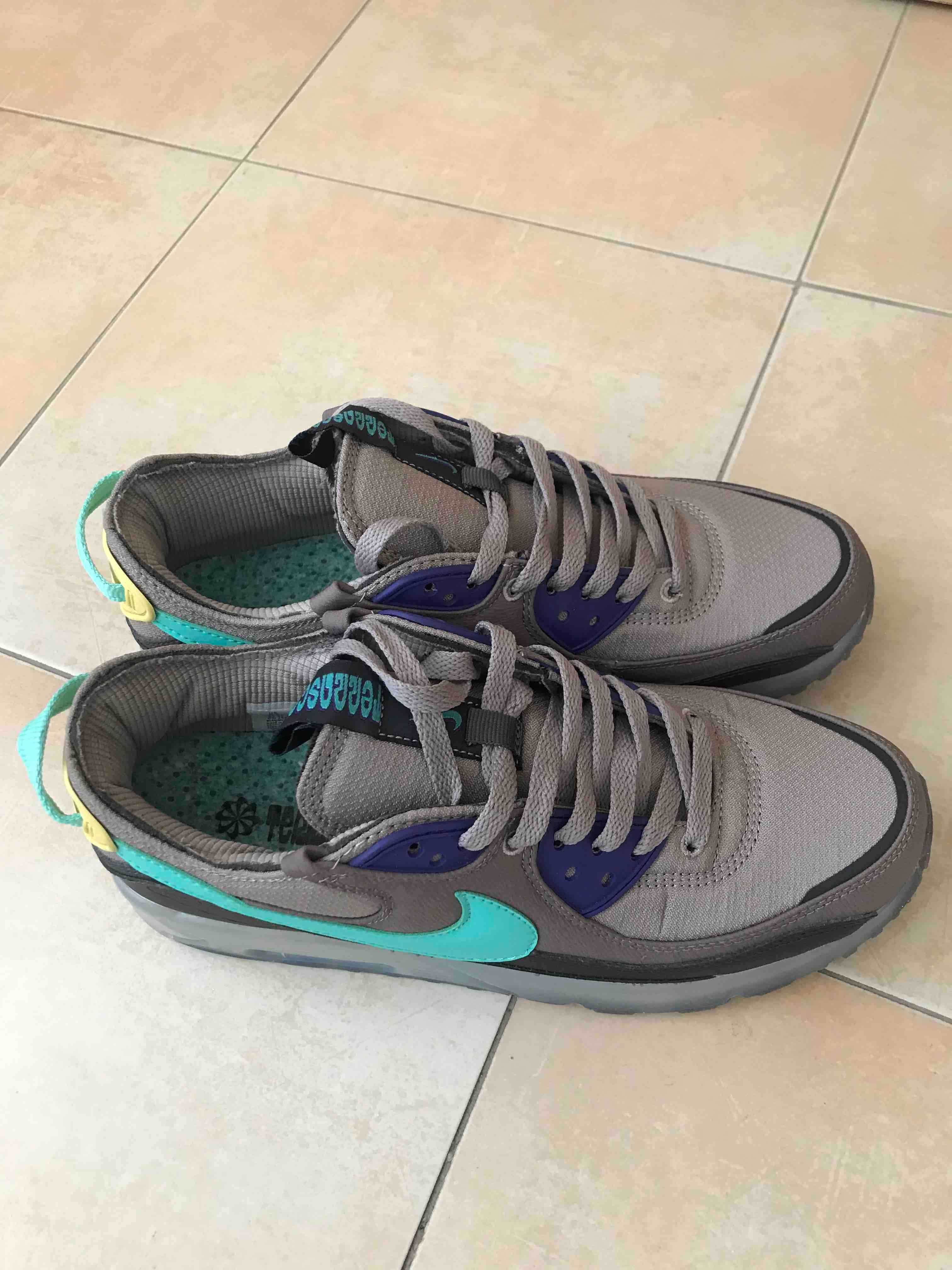 Маратонки nike air 42 номер
