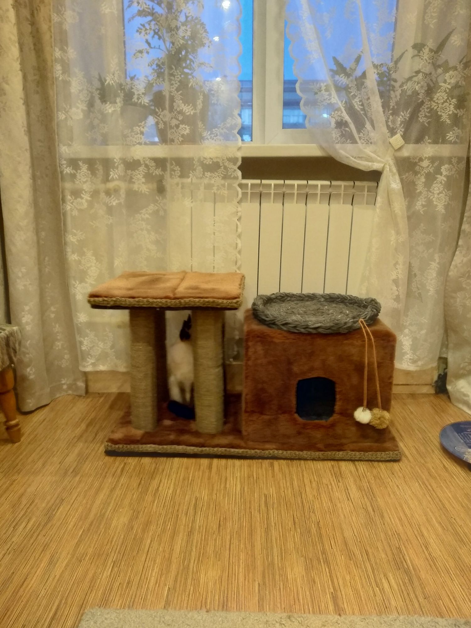 Домик для кошки .