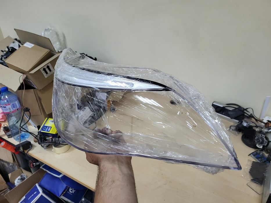 Стъкла за фарове с вежди за BMW E60 E61 stykla far farove 60 61