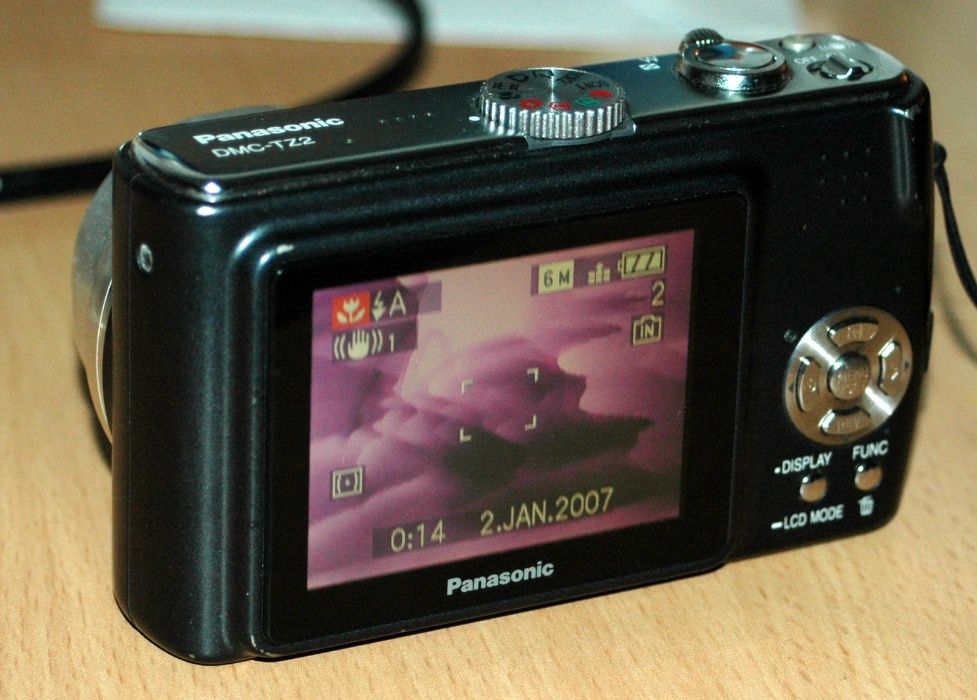 Aparat foto digital Panasonic Lumix DMC-TZ2 - cu defect