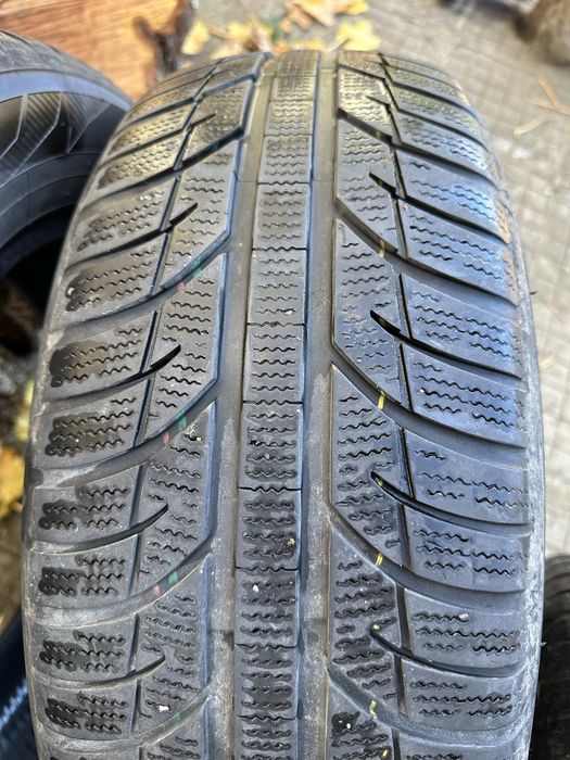 195/65/15 гуми Toyo