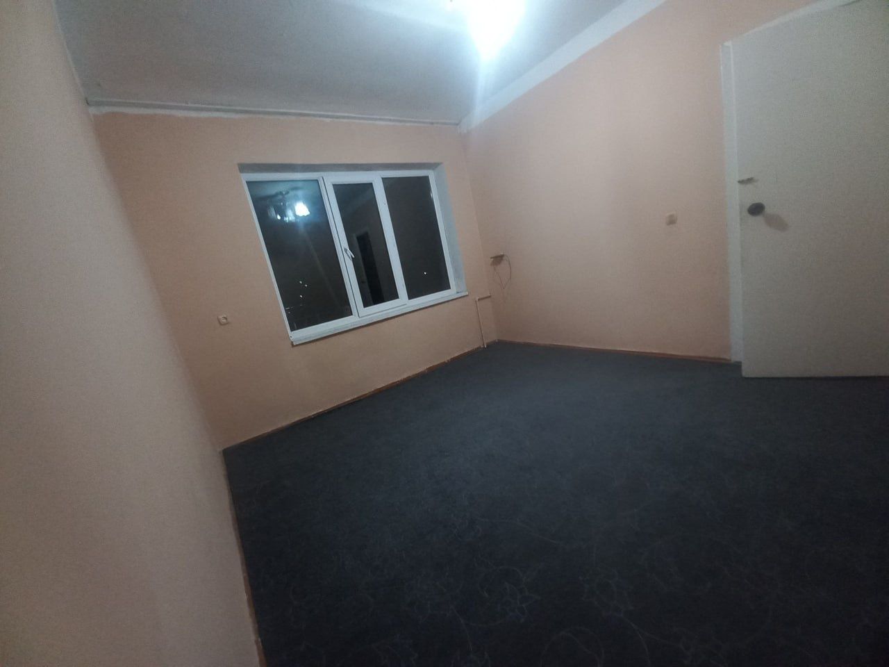 Dom kirpichniy sotiladi. Orentir 5/1 b Havas