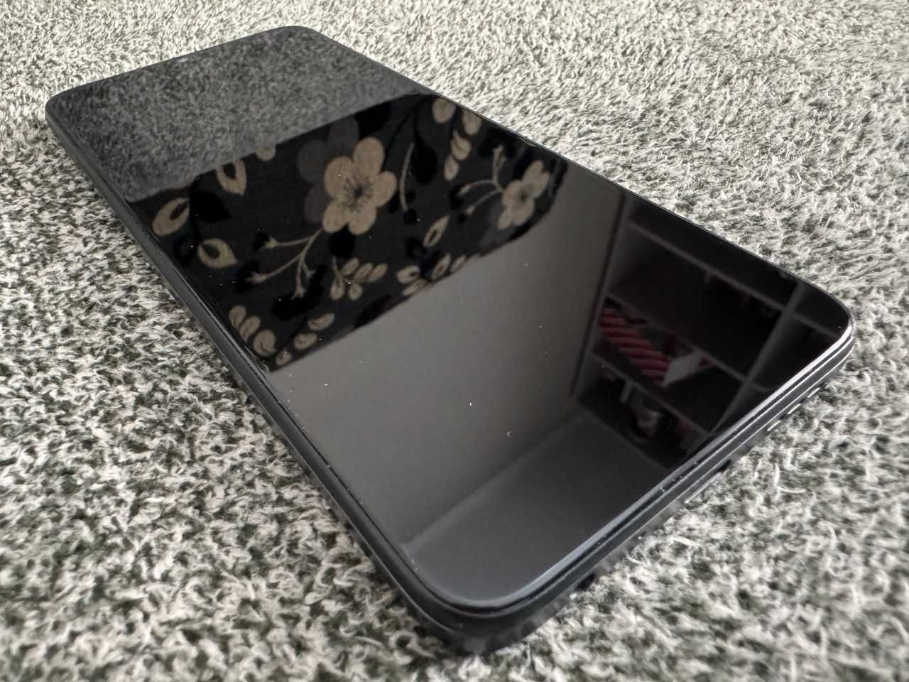 TCL / 40R 5G / 128 Gb / Starlight Black / NOU