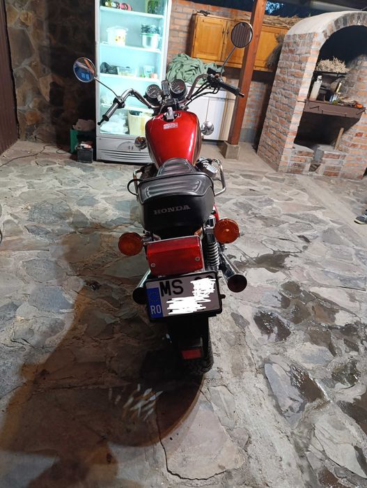 Vând Honda CX 500