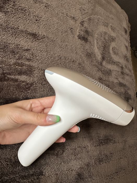 Фотоепилатор IPL Philips Lumea Advanced SC1998/00