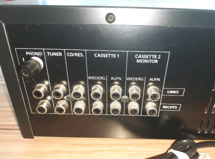 Продавам усилвател telefunken ha-870