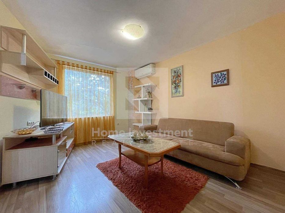 Четиристаен обзаведен апартамент в района на Зимно кино Тракия