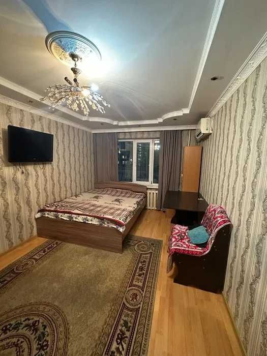 Сдается 1 ком кв Петрова около Евразий