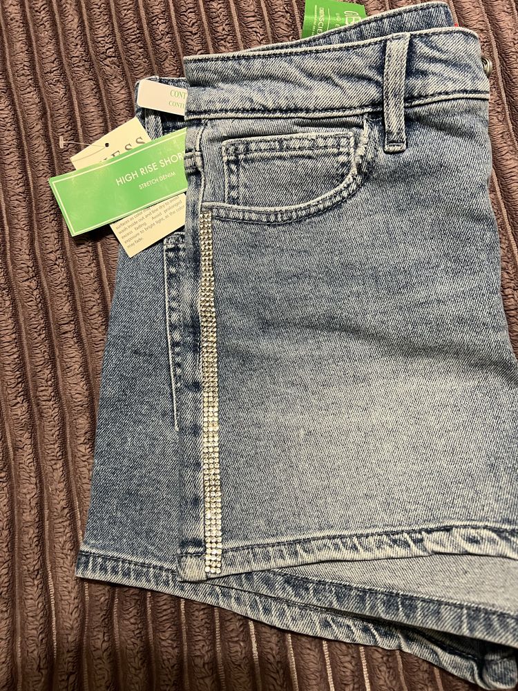 Къси панталонки Guess