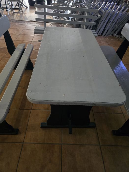 Vând set de masa lemn masiv