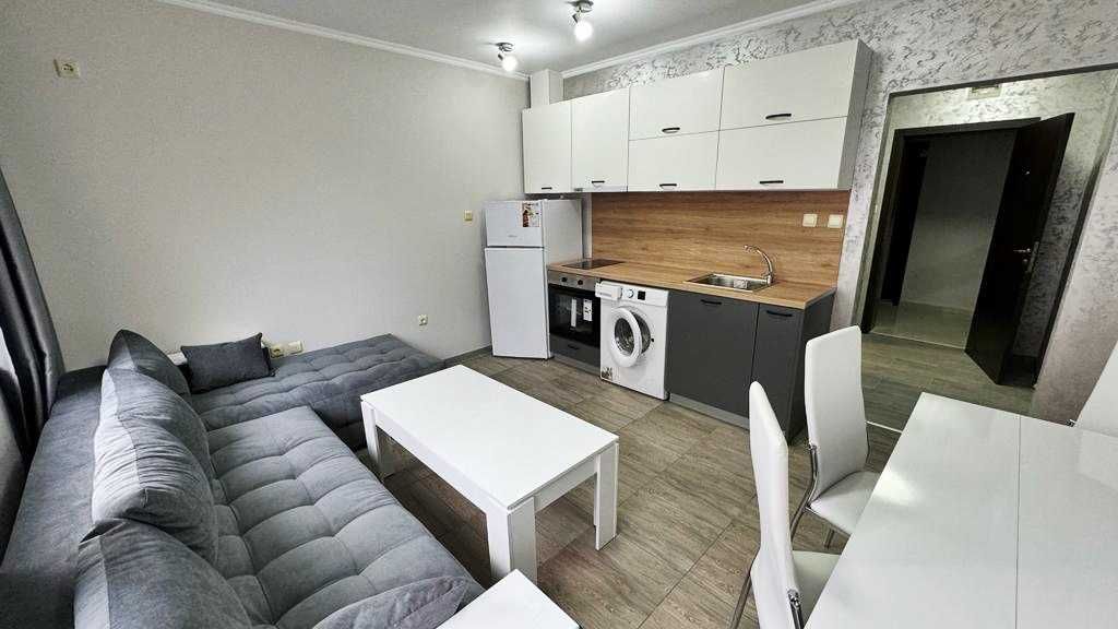 Продава се Двустаен апартамент в Свети Влас - 58 кв.м за 1095 €/кв.м - Снимка #1