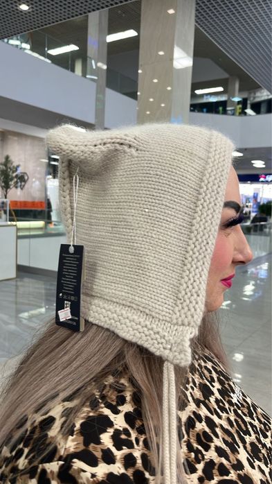 Продам новую шапку (чепчек) теплая,с ушками