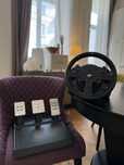 Гейминг волан Thrustmaster T300 RS + комплект педали