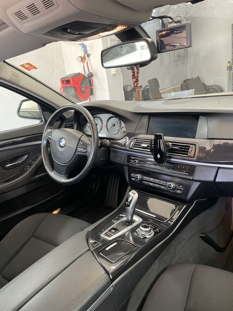 Curatare auto , detailing  interioare