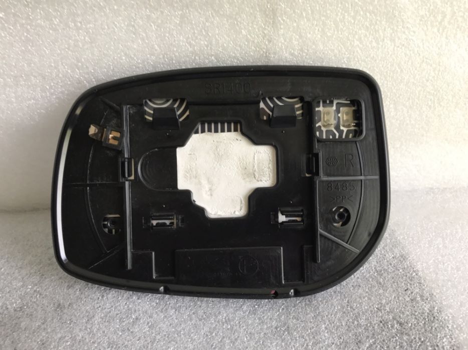 Oglinda / oglinzi Toyota Auris oglinzi Yaris Avensis Corolla iq