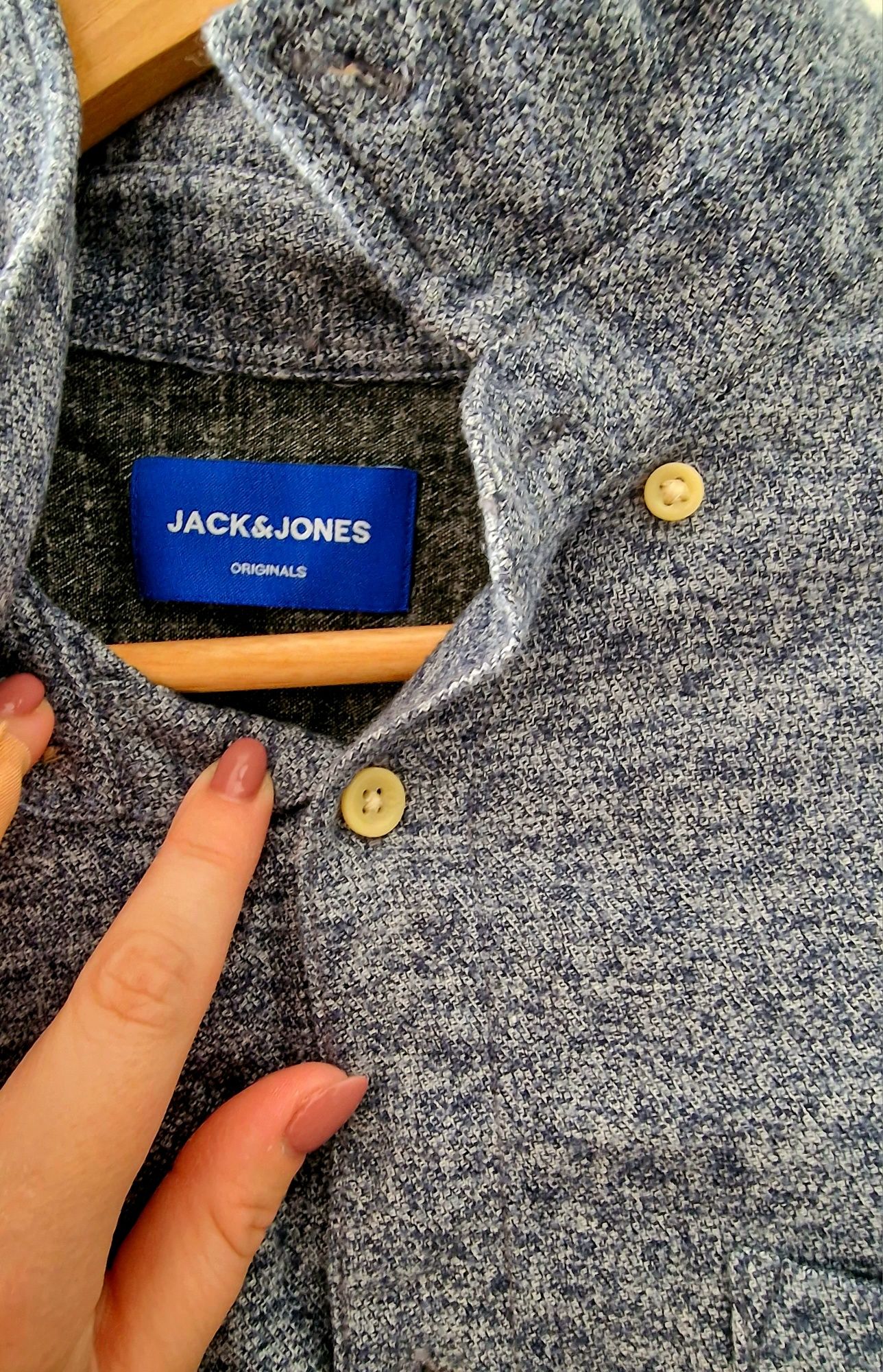 Camasi Jack &Jones, de iarna. Marimea L