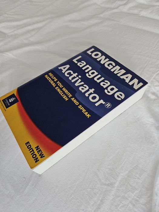 vând dicționar englez Longman
