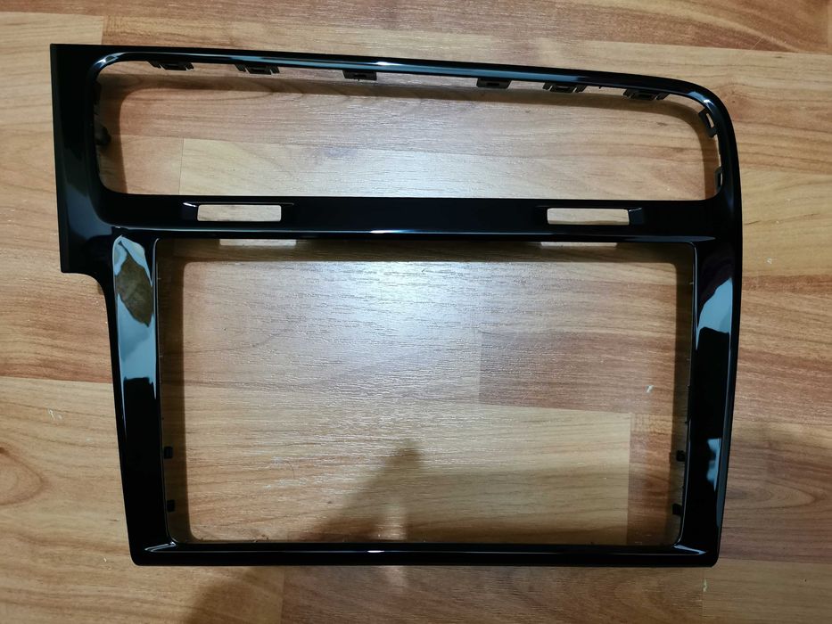 Rama Adaptoare Display 8 inch Passat B8 Golf 7 Piano Black