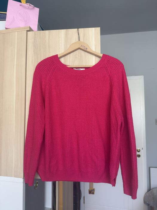 Дамски пуловери и блузи