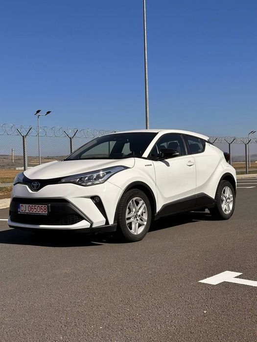 Toyota C-HR Toyota C-HR Hybrid, Economic , SUV Automat compact