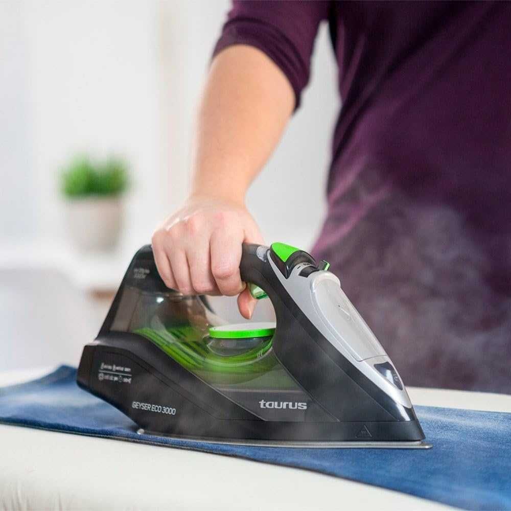 Парна ютия Taurus Geyser Eco, 3000W,
