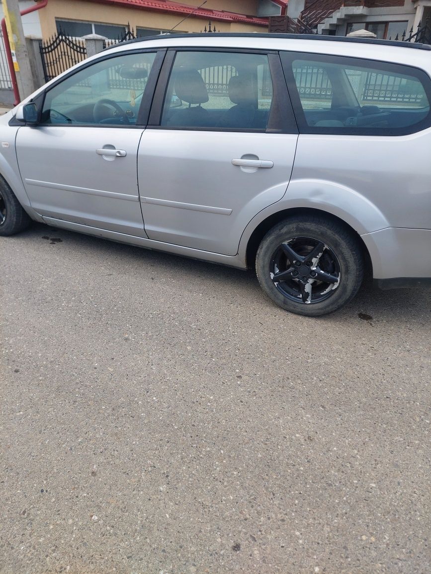 Ford focus 2007 .